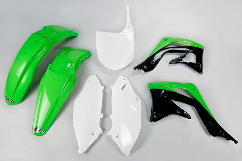 Kit plastique UFO couleur origine vert/noir/blanc Kawasaki KX450F
